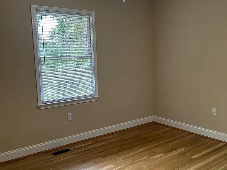 133 Clemson St — Photo 9
