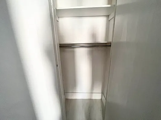 Rented by EastMount Realty LLC | media 9