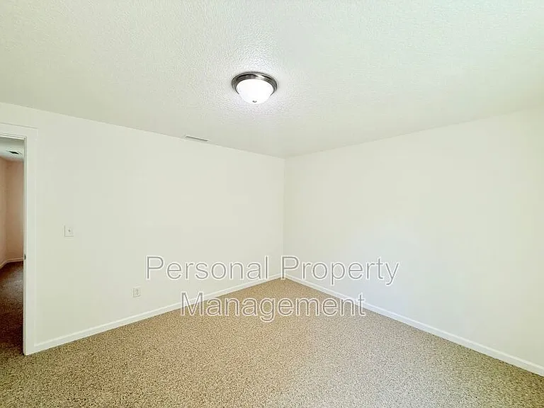 1200 SE 7th St — Photo 13