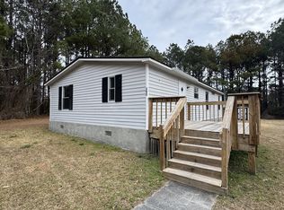 157 Conover St, Jacksonville, NC 28540