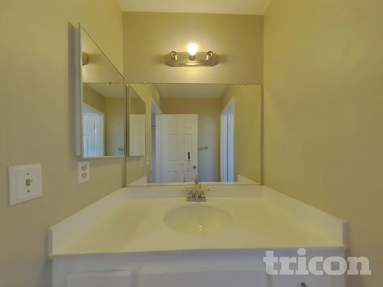 3401 Spruce St — Photo 14