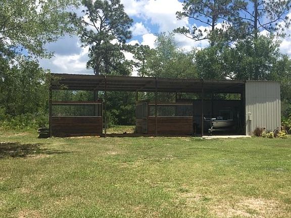 3rd image of 571 Lake Pearl Dr