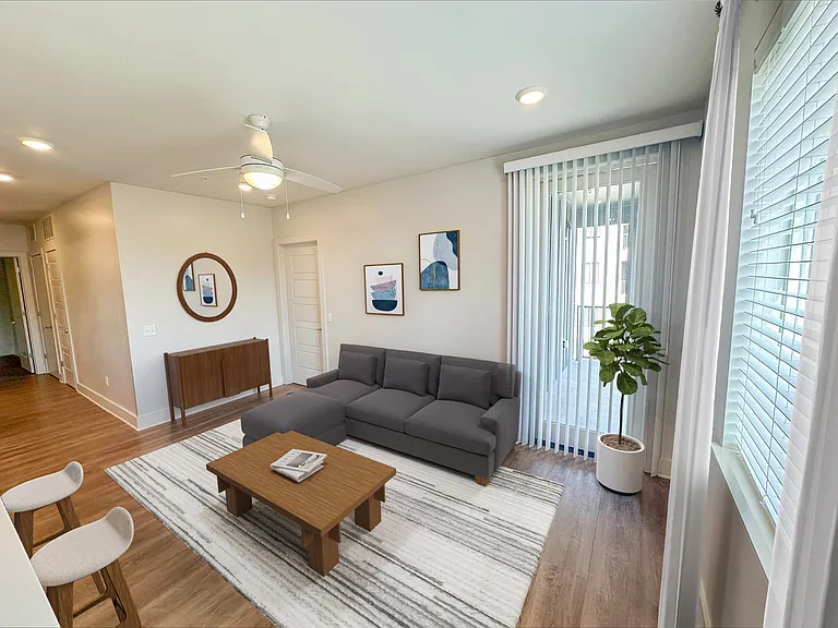 The Rise Apartments — Photo 14