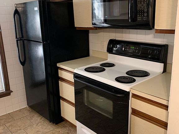 5th image of 309 Green St APT F