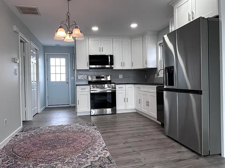 58 Kearney Ave — Photo 2