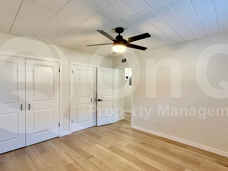 25 E Eva St #10 — Photo 11