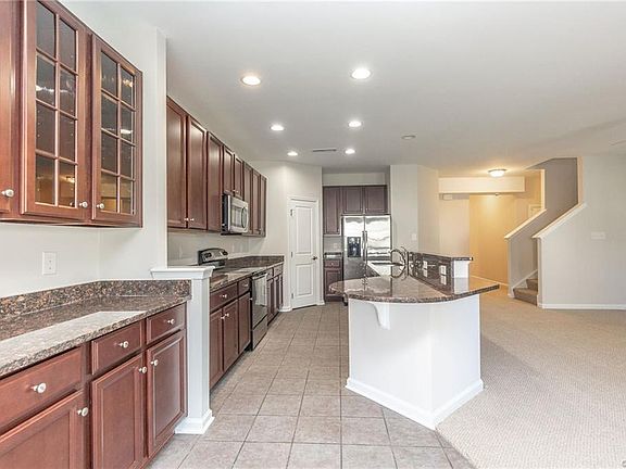4th image of 1212 Bernal Cir