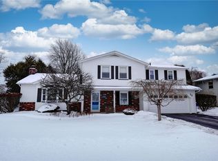 72 Bright Autumn Ln, Rochester, NY 14626