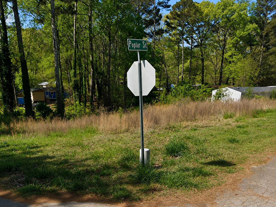 1st image of 1377 Poplar St