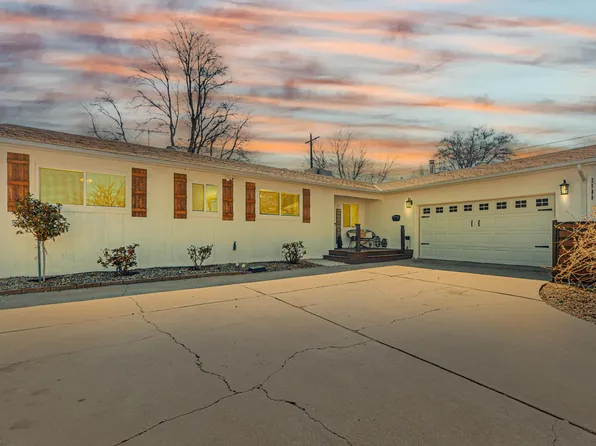 2900 Alcazar St NE, Albuquerque, NM 87110
