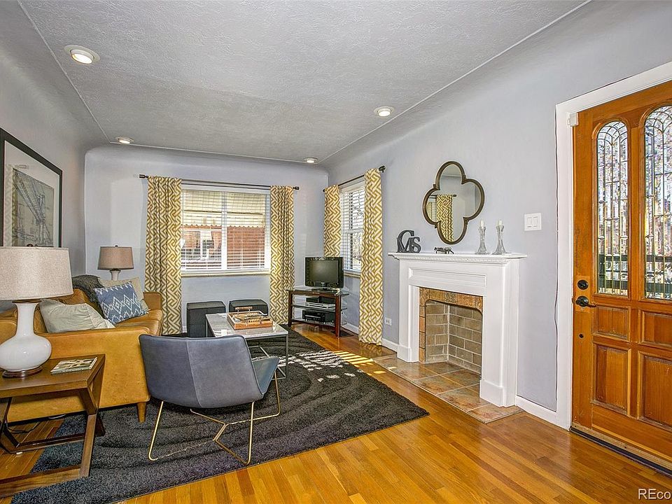 Living Room 3