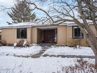 2 Loudonwood East, Loudonville, NY, 12211
