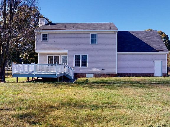 5th image of 110 Doris Dr