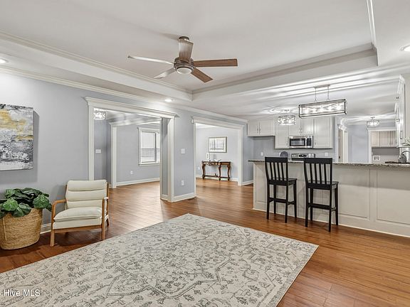 5th image of 6917 Colleen Drive