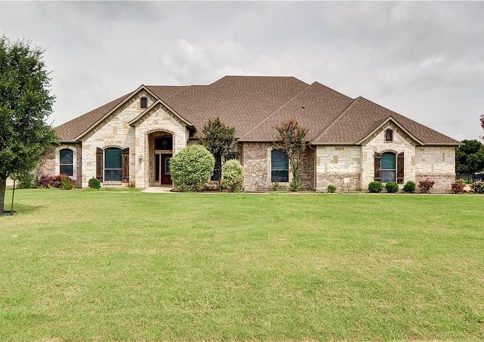 1st image of 2024 Willow Bend Dr