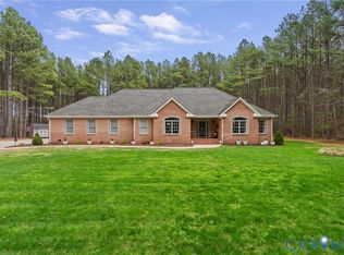 18525 Noel Station Ln, Ruther Glen, VA 22546
