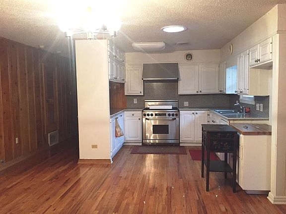 5th image of 115 Butler Dr