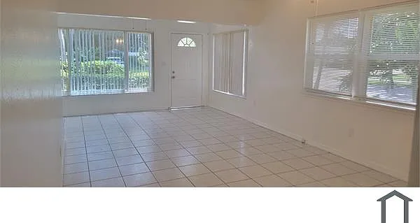 1855 Sherman St — Photo 5