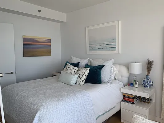 Rented by Corcoran | media 28