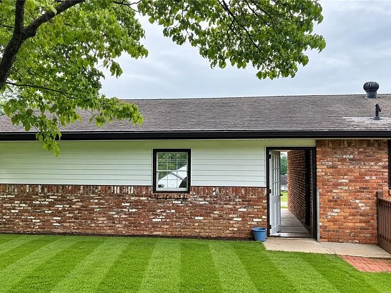 886 Killian Hill Rd — Photo 21