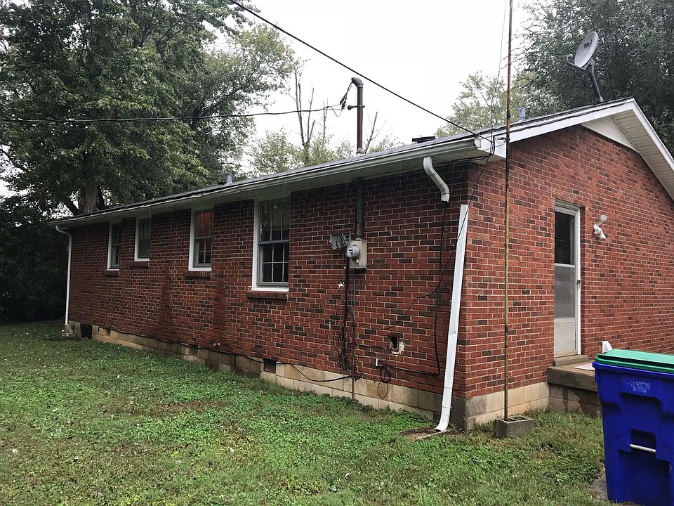 2nd image of 602 Lamb Dr