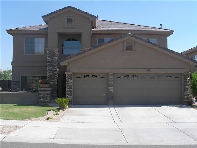 Beautiful 3 Yr old Home