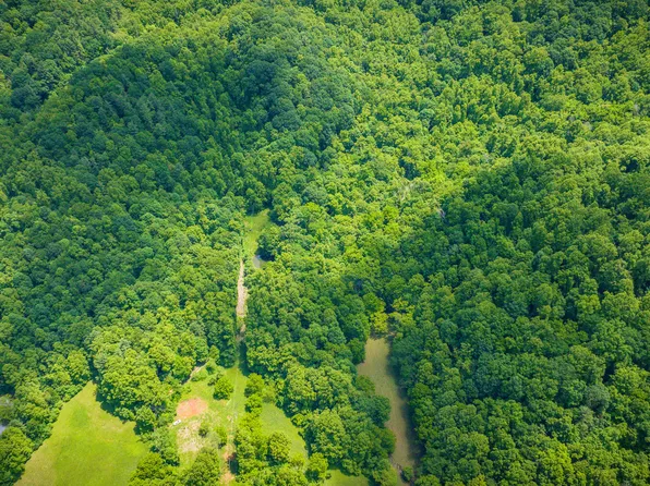 150 Morris Rd, Unicoi, TN 37692