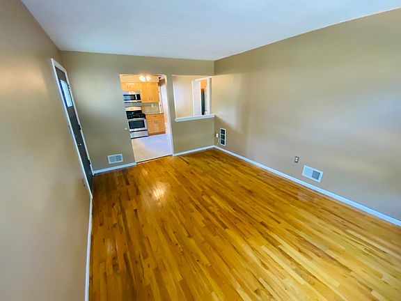2nd image of 34 Ebony St #2