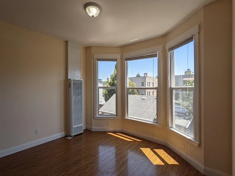 2210 Durant Ave — Photo 8