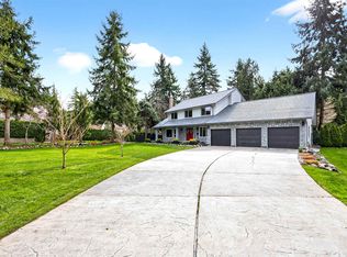 13386 18a Ave, Surrey, BC V4A7R1
