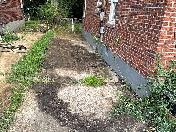 2nd image of 540 Berclair Rd