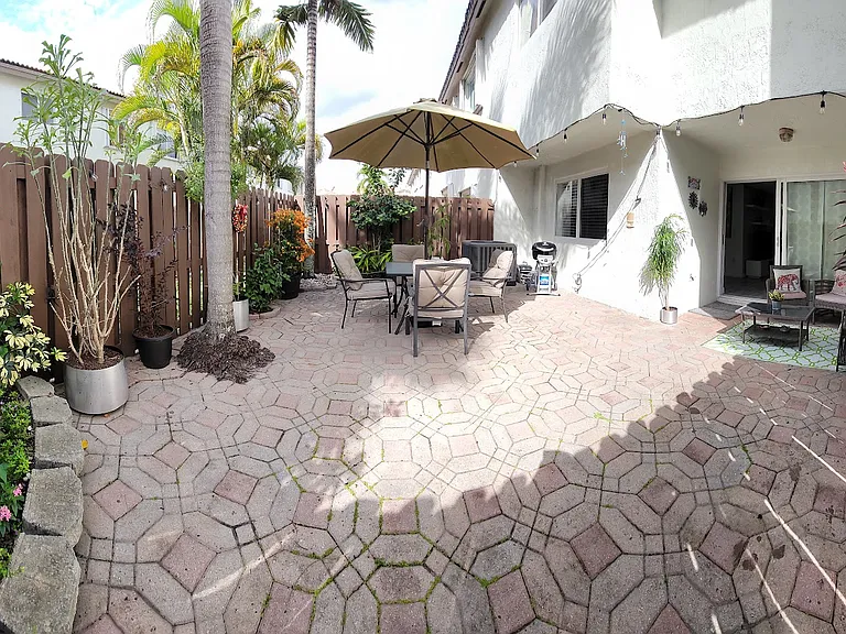 5132 NW 114th Ct — Photo 14