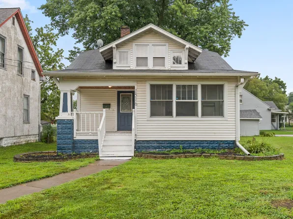 1516 21st St, Rock Island, IL 61201
