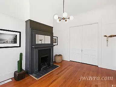 3rd image of 1556 Grove St