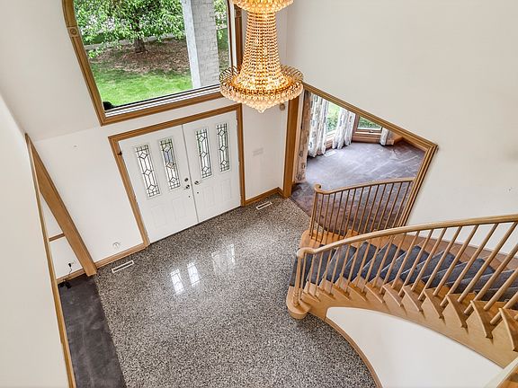 5th image of 2148 Wembley Pl