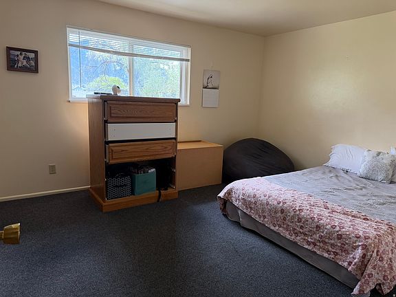 3rd image of 706 W 1800 N