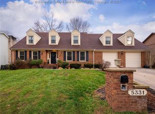 5331 Edgebrook Dr, Cross Lanes, WV 25313