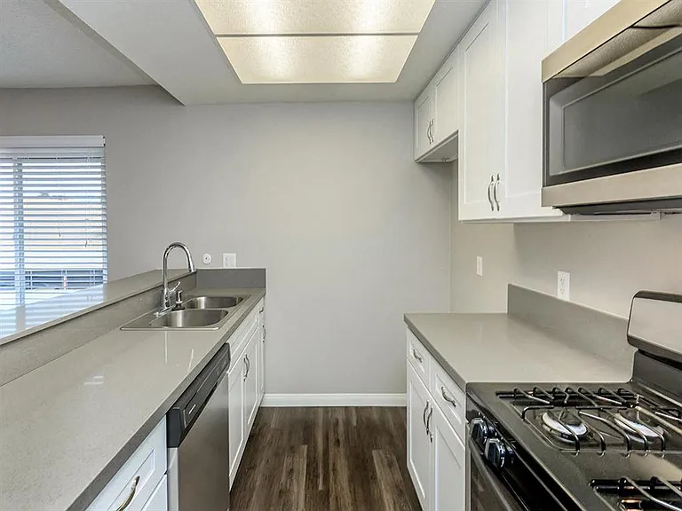 Briarwood Apartments — Photo 57