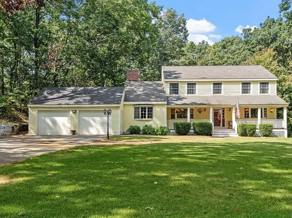 16 Wethersfield Dr, Andover, MA 01810