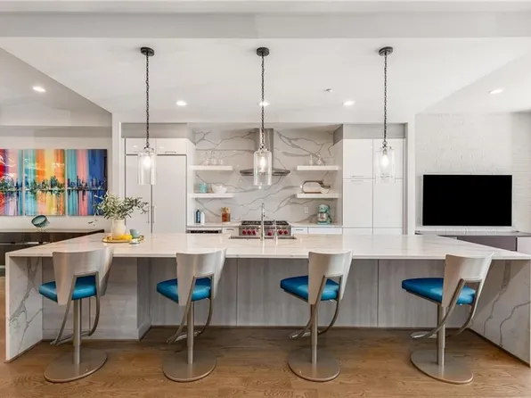 902 Lenox Blvd NE, Atlanta, GA 30324