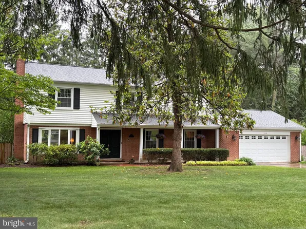 1516 Tuba Ct, Vienna, VA 22182