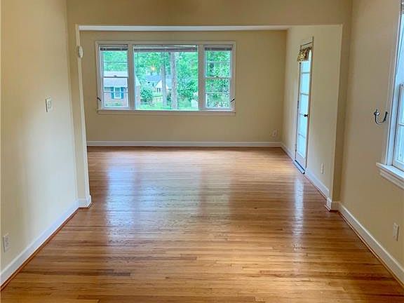5th image of 719 Maybeury Dr
