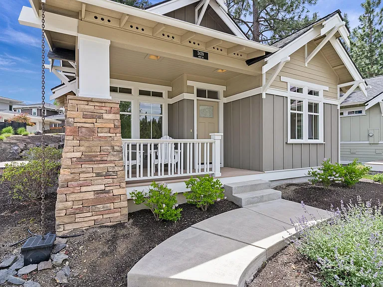 2439 NW Drouillard Ave — Photo 29