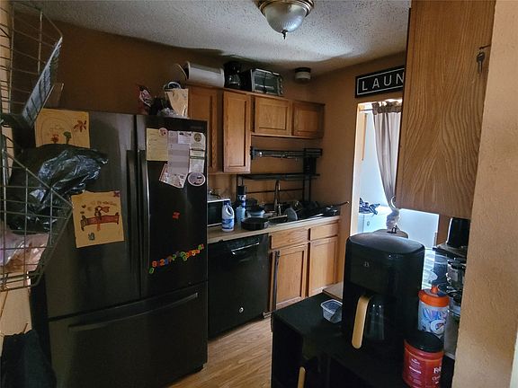 5th image of 102 Buttercup Ln