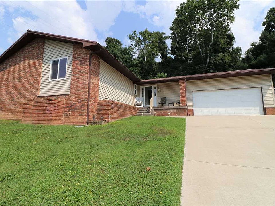 1st image of 305 Orchard Dr