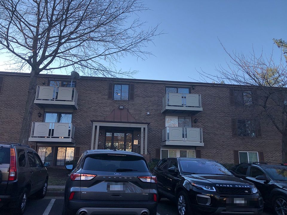 1st image of 4410 Groombridge Way APT F