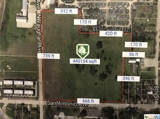 920 San Antonio Ave, Seguin, TX 78155