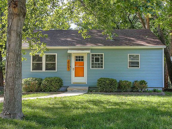 2nd image of 6707 Mayberry St