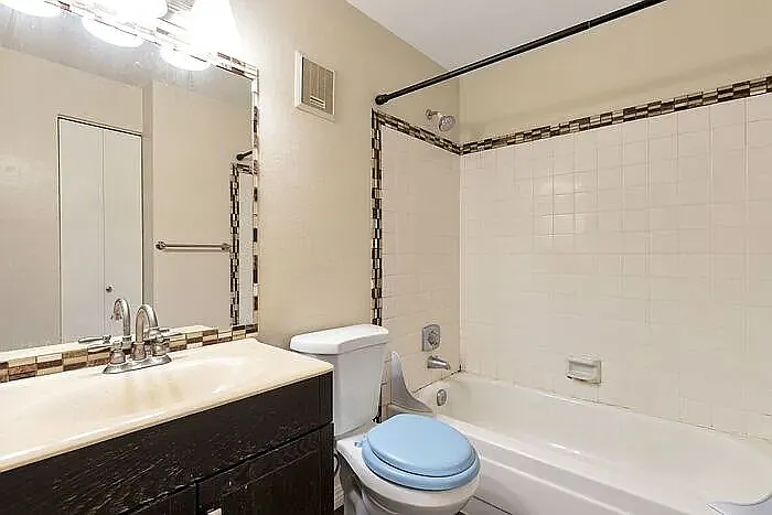 1871 S Pitkin Cir #B — Photo 7
