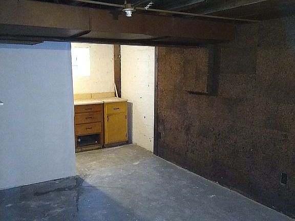 4th image of 442 Clearview Dr APT F